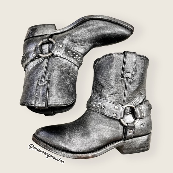 $429 Frye Billy Metallic Silver Chain Black Leather Cowboy Motorcycle Ankle Boot - Picture 16 of 16